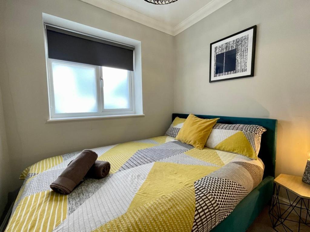 Stylish Modern Two Bedroom Apartment With Garden Cardiff Exteriér fotografie